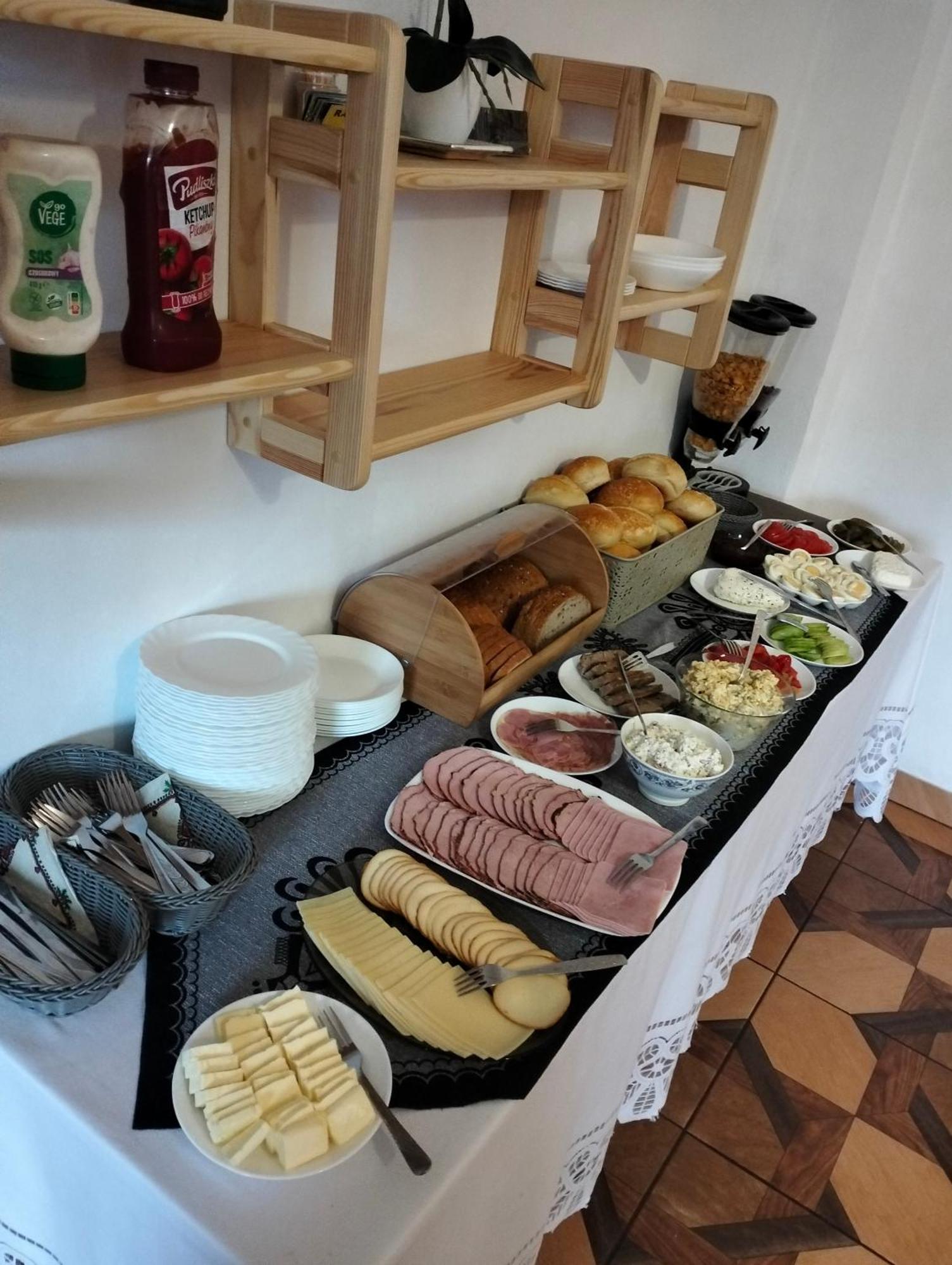 Helena Gal Bed & Breakfast เบียลกาตัทร์ชันสกา ภายนอก รูปภาพ